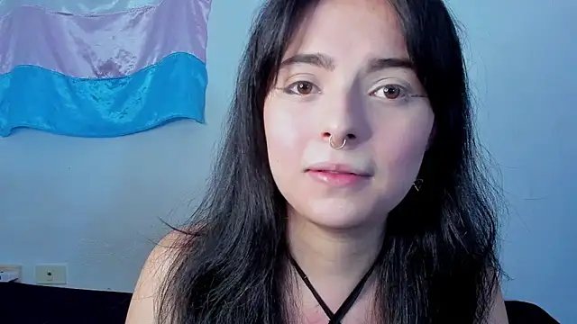 elizabethtaylorxxx online show from June 18, 2:11 pm