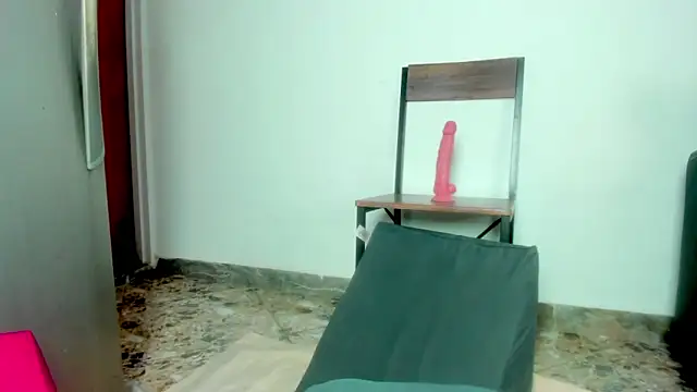 meghanSusexx online show from December 5, 5:34 am