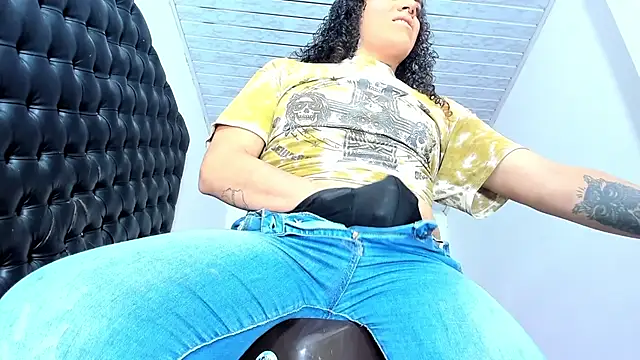 aleja mistress  online show from October 29, 8:07 pm