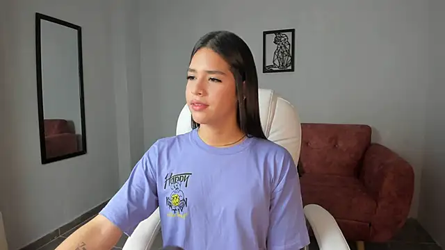 Alice23jones online show from February 13, 3:03 pm