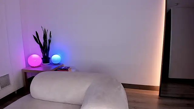 Kaarla    online show from January 6, 12:14 am