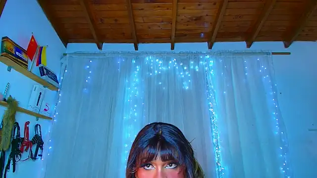 CuteRomi online show from March 18, 12:13 am