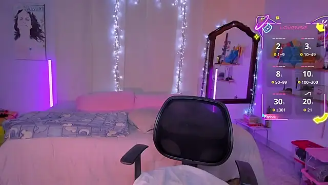 CuteRomi online show from November 5, 4:12 am