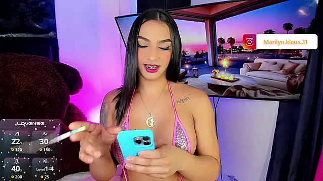 Maryonthemoon online show from November 26, 11:34 am