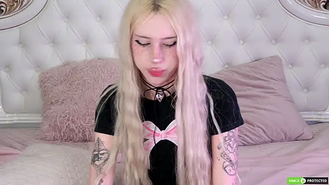 Joy Barker online show from September 15, 2:00 pm