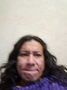 miicheele32 online show from January 15, 6:56 am