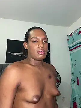Snapshot of Joselyn_x44 chatting on September 22, 7:46 am Joselyn x44 online show from September 22, 7:46 am