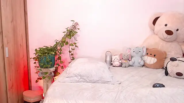 Snapshot of The_queen_of_pleasure chatting on October 3, 4:56 am The queen of pleasure online show from October 3, 4:56 am