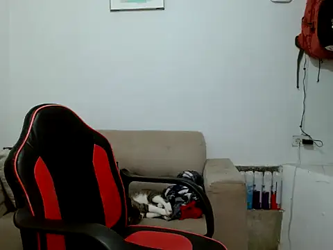 miriam775 online show from February 28, 8:15 pm