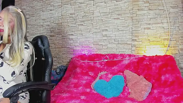 kitty queen10 online show from February 20, 6:19 am