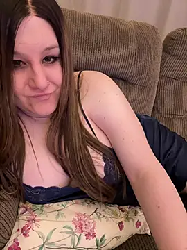 PuckBunny17 online show from April 18, 12:56 am