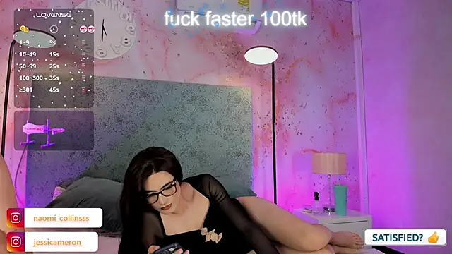 Snapshot of JESSI_NAOMI chatting on September 27, 1:25 am JESSI NAOMI online show from September 27, 1:25 am