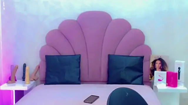 briana sex32 online show from April 5, 8:29 pm