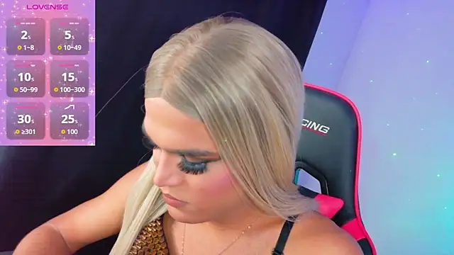 AllisonsweetZ online show from November 19, 7:03 pm