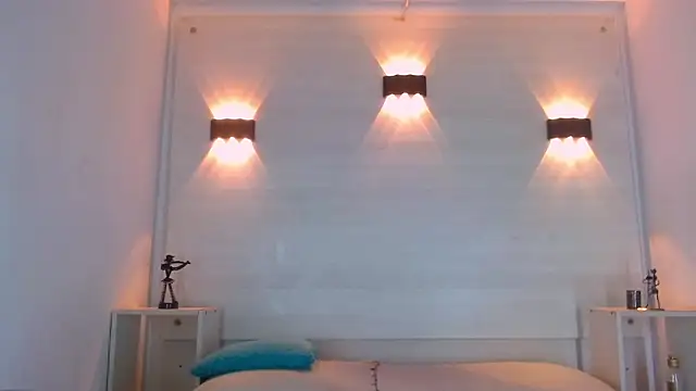 Molly Spears online show from March 3, 11:27 am