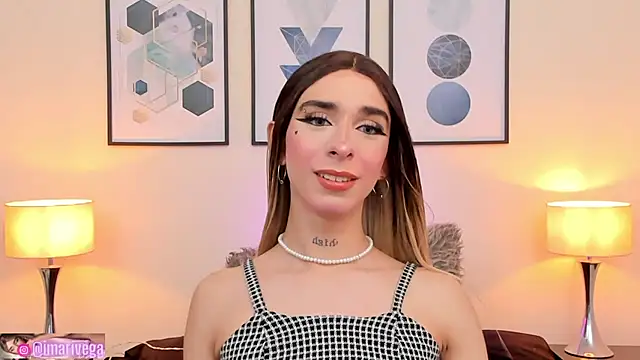ariivega online show from January 8, 11:30 pm