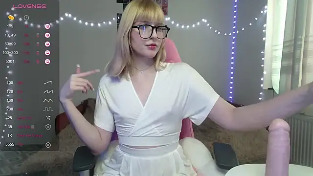 joy pretty online show from December 20, 7:44 am