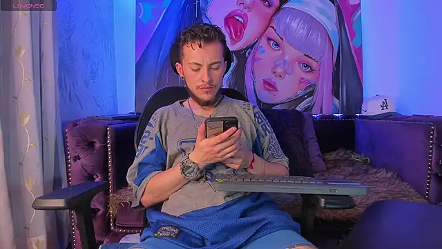  hairybeard  online show from February 9, 8:15 pm