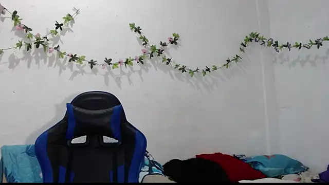 alexandra lorens online show from March 13, 3:56 am