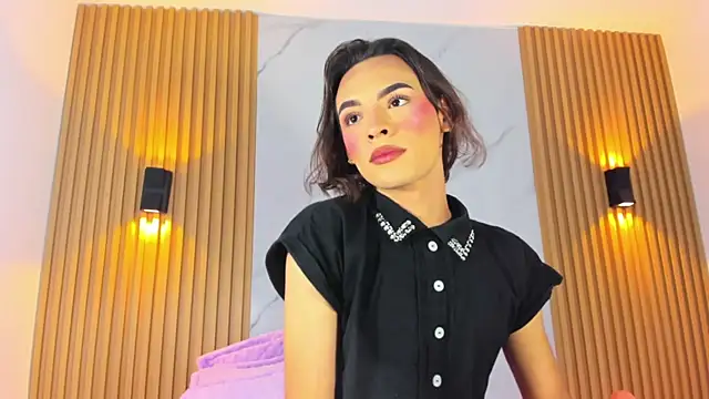 miss Ari online show from December 2, 7:22 pm