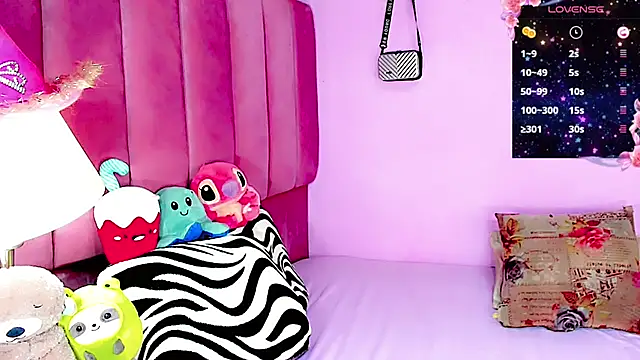 dollswit01 online show from December 5, 1:21 am