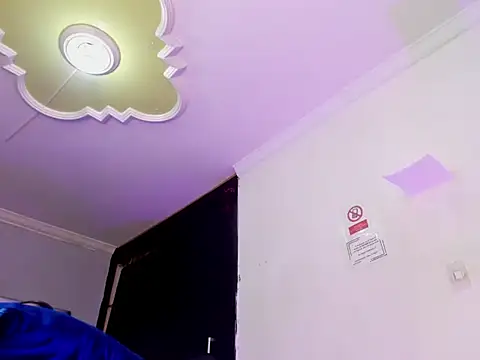 Eyleen Santos online show from February 2, 7:57 pm