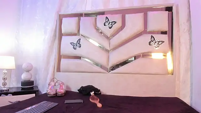 Strella ferrera online show from March 8, 5:55 am