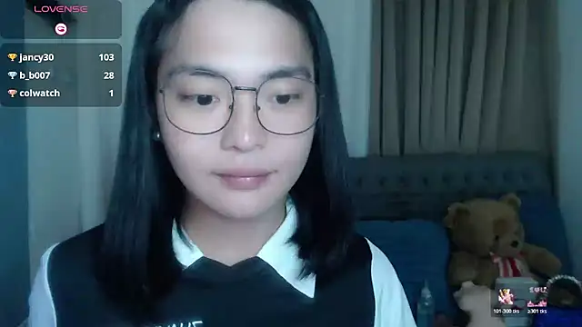 zhaviahale21 online show from July 14, 1:29 am