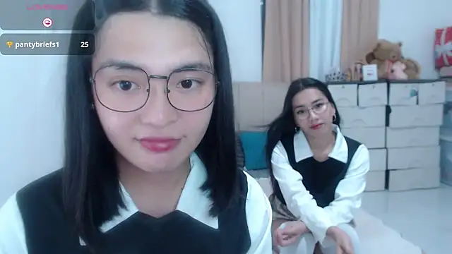 zhaviahale21 online show from July 23, 10:57 am