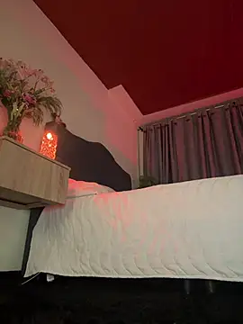 sue   0 online show from March 27, 4:48 am