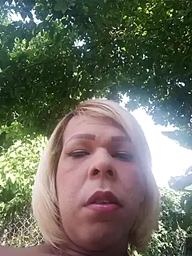 blondebitchlitle online show from November 4, 5:23 pm