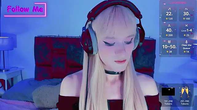 Kirmyy  online show from November 10, 9:05 pm