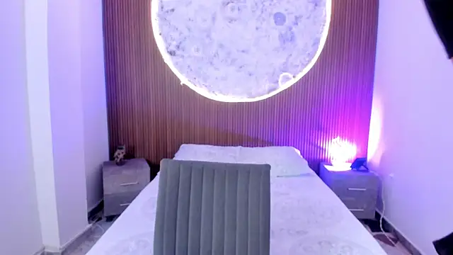 RoseCassie online show from February 12, 2:12 pm