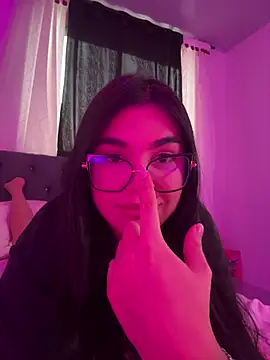 RoseCassie online show from April 15, 10:54 pm