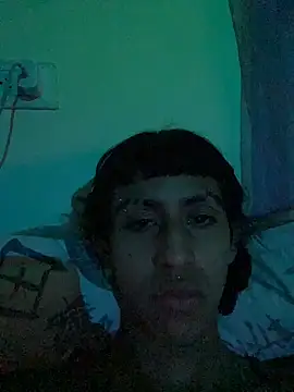 boysLittle online show from April 14, 2:05 am