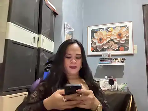 SophiaCourthaway online show from February 14, 2:46 pm