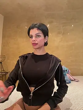 Rosariolovex online show from February 7, 7:06 pm