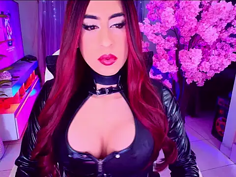 latexgoddes online show from November 26, 5:10 am