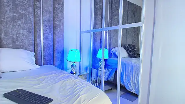 AliDiaz  online show from February 2, 8:41 pm