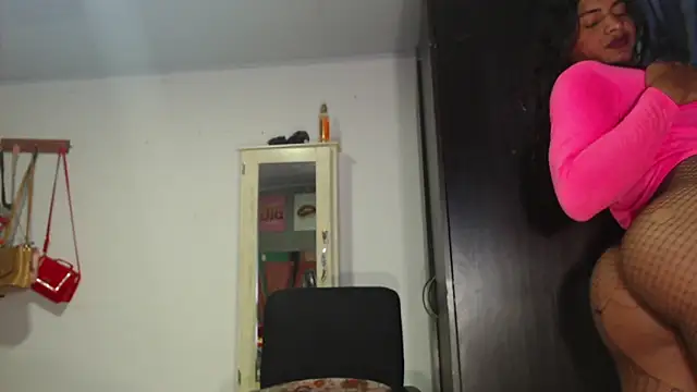 Gaby-sexy online show from September 18, 9:09 pm