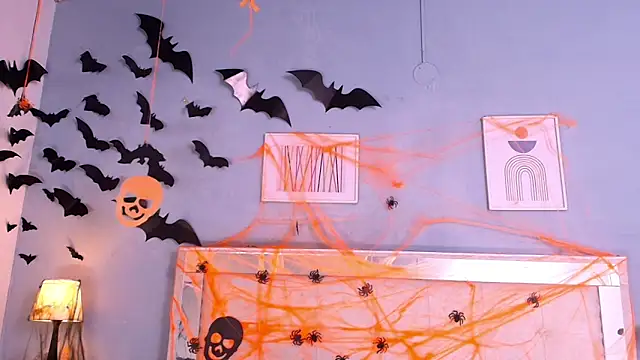 Emily Castillo 1 online show from October 29, 5:05 am