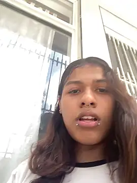 cam11 07 online show from March 4, 7:07 pm