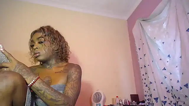 pink 7777 online show from October 26, 7:32 pm