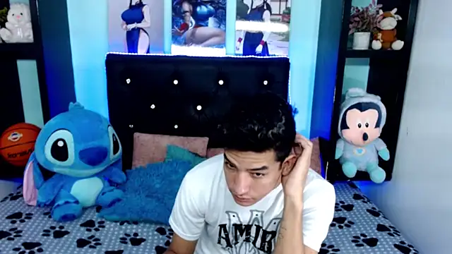 x oliver x online show from October 26, 5:03 am