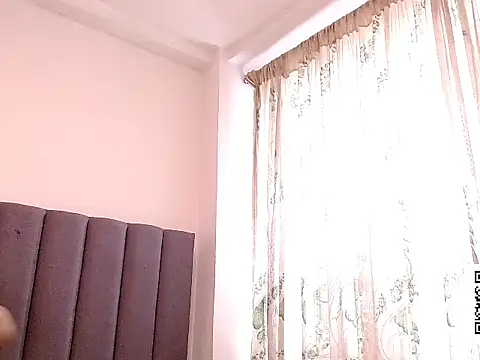 saara johnson496 online show from February 18, 2:25 pm