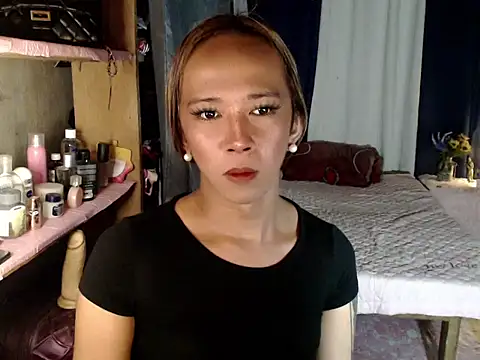 letsplaybeb online show from June 8, 10:25 am