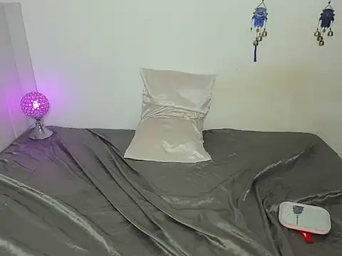 Aliyah Bucks online show from January 31, 8:18 pm