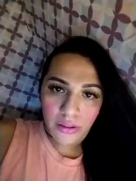 enoria1992 online show from October 18, 7:23 am