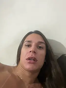Isabelaa  online show from June 7, 2:30 am