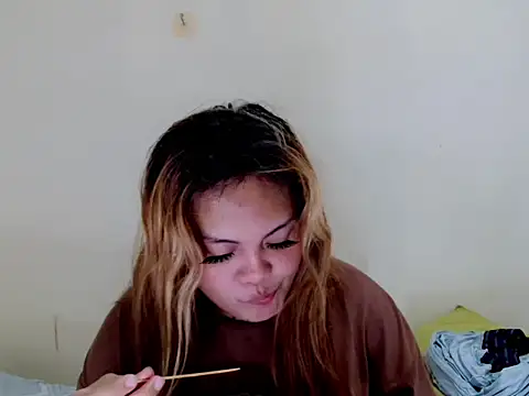 keylalush online show from May 28, 5:44 pm